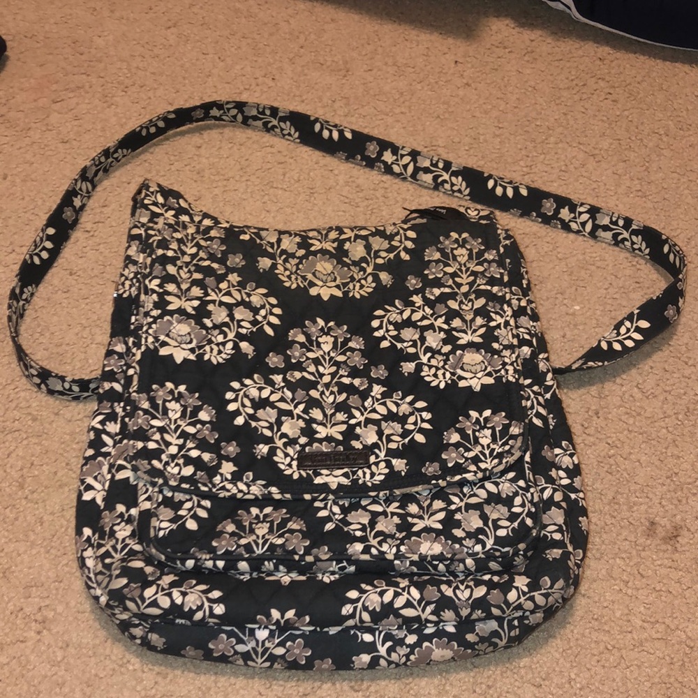 3 for $30 ♡♡♡ Vera Bradley Shoulder Bag